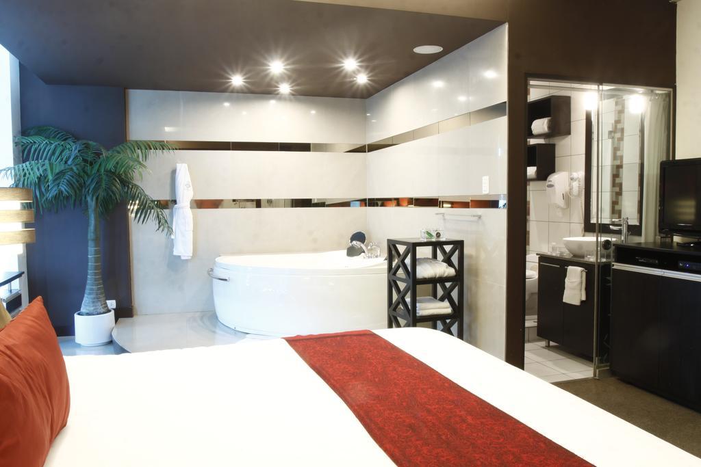 Ginebra Hotel