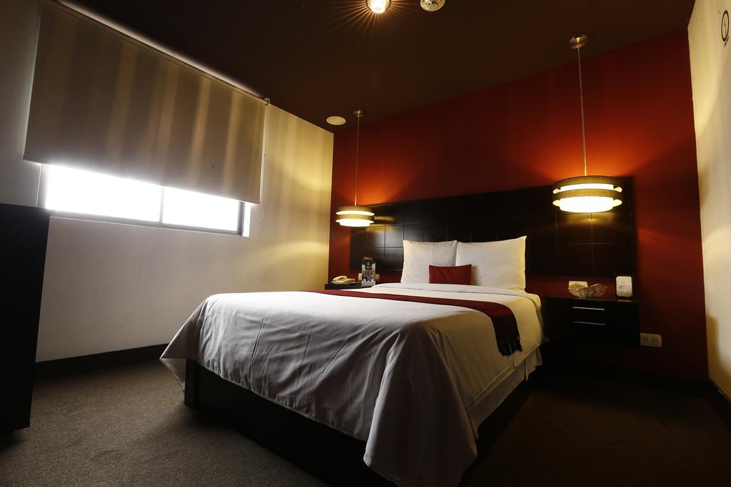 Hotel Ginebra 3*